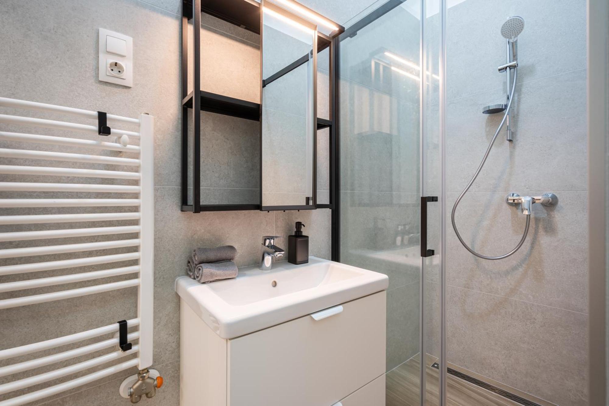 Luxurious Downtown Family Suite Budapest Eksteriør bilde